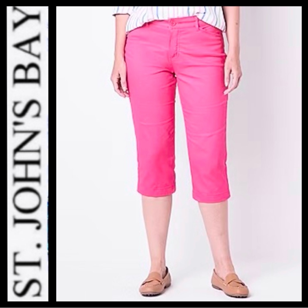 NWT St. John's Bay Secretly Slender Pink Capri Pants